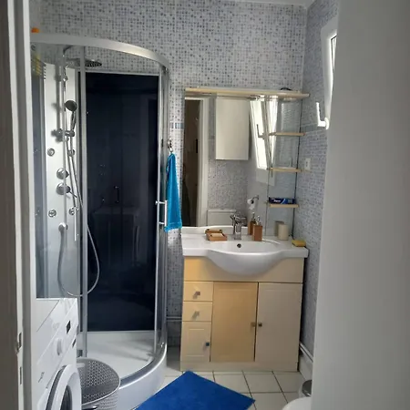 Apartment Joli Equipe Clamart